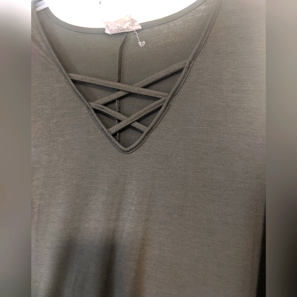 Just Found Bell Sleeve Plus Size Dress - Picture 9 of 11